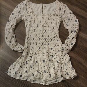 FREE PEOPLE- Fitted Smocked Flower Dress Size M